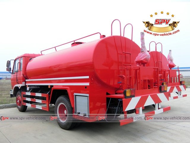 Left Back View of Fire Fighting Tanker - Dongfeng Left Back View of Fire Fighting Tanker - Dongfeng